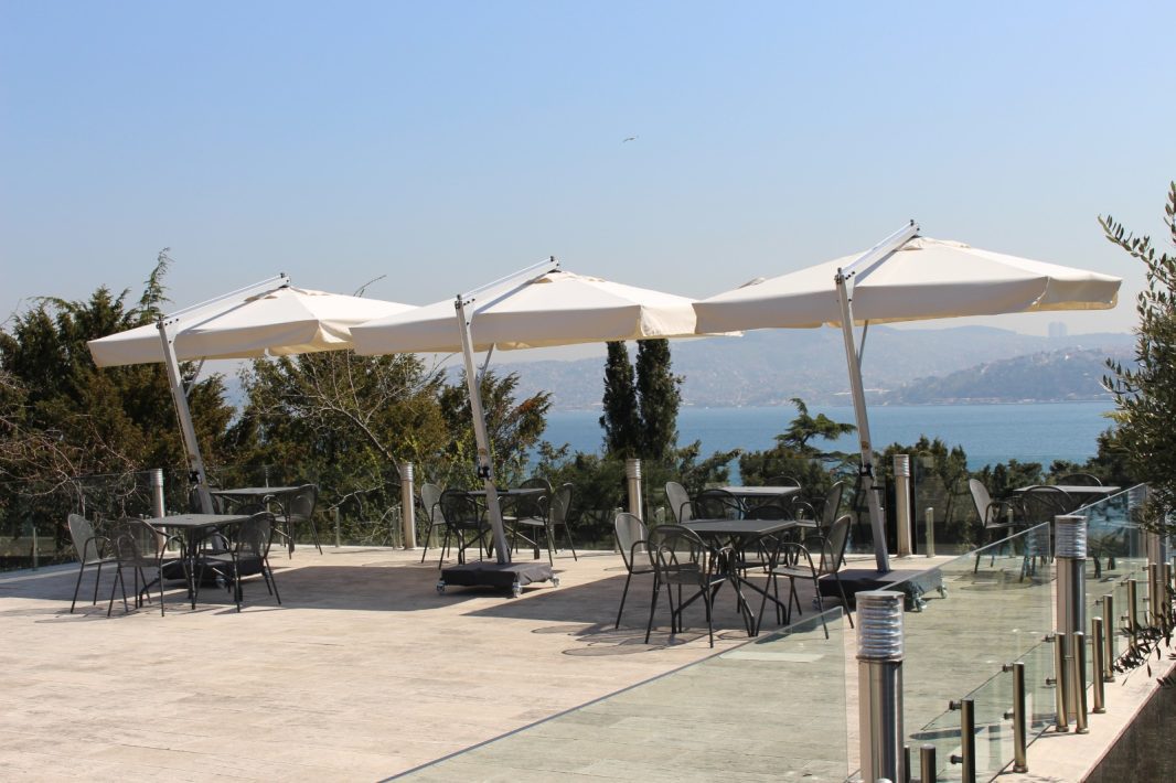 Beykoz mega şemsiye sistemi uygulaması – Pergolasia